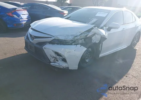 2022 Toyota Camry Se z USA, uszkodzony, nr VIN 4T1G11AK6NU071071